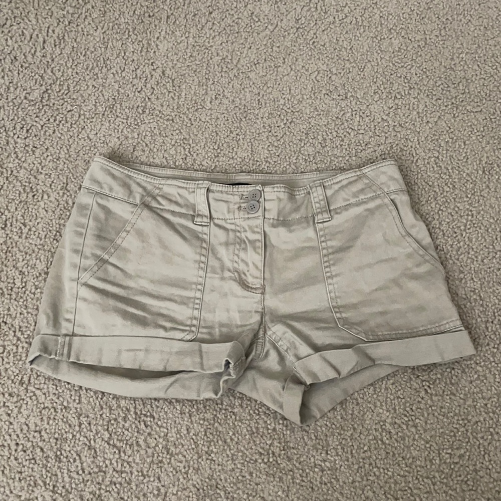 Khaki shorts size 0